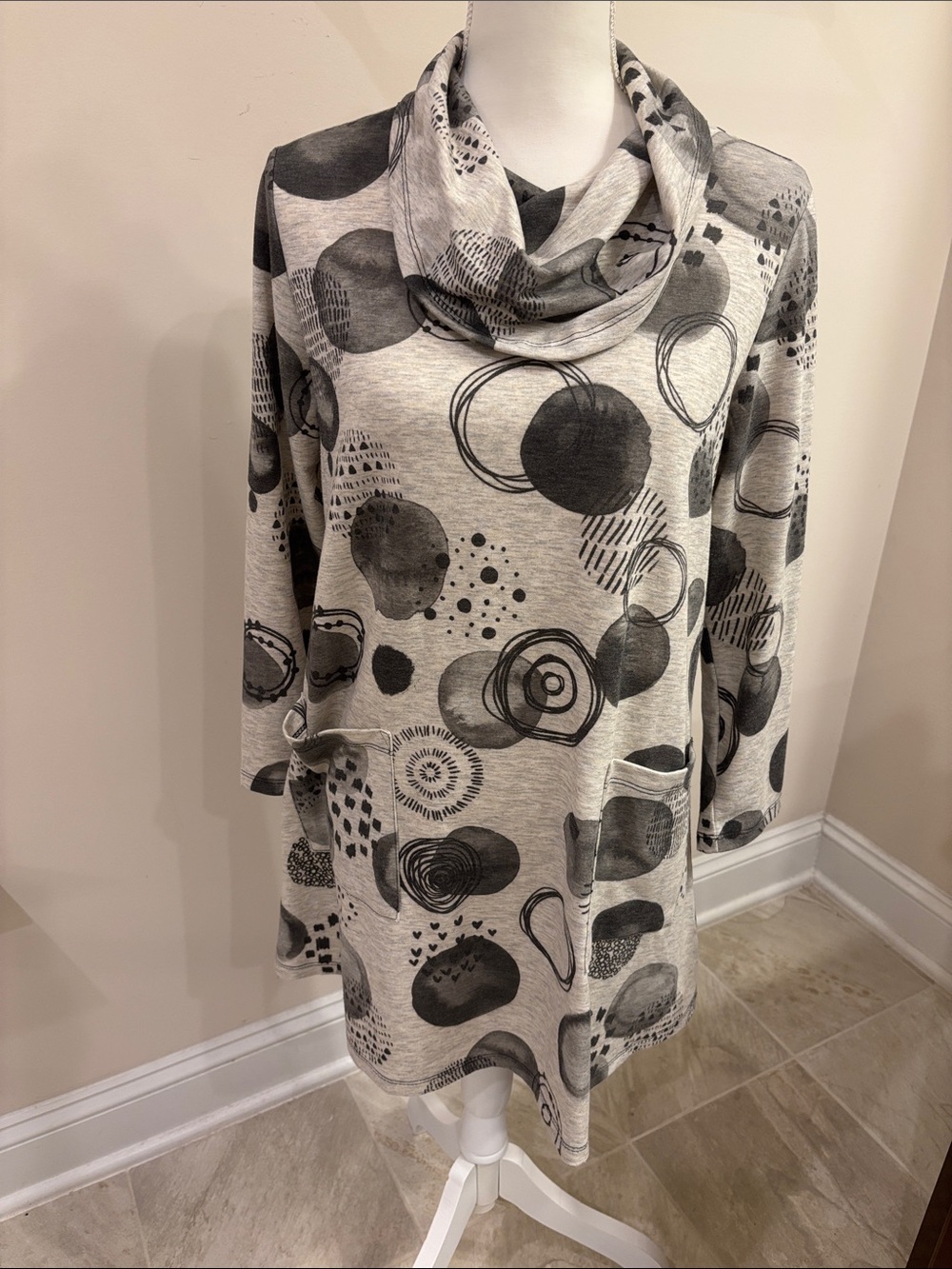 Jes & Jane  Gray Cowl Neck Printed Tunic